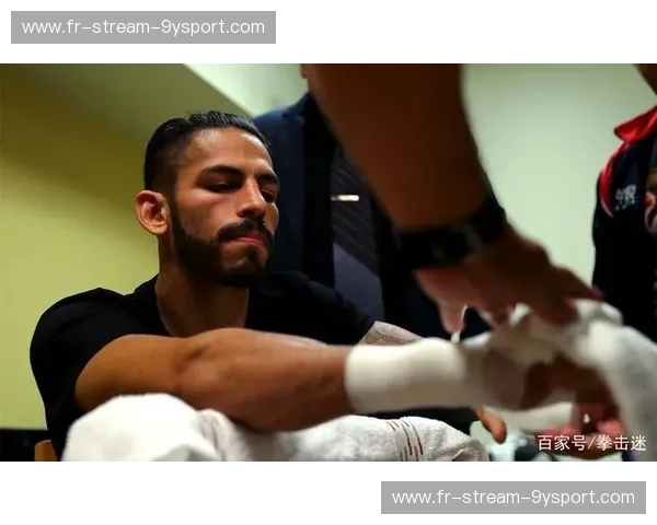 拳坛修罗场：当“技术皇帝”撞上“墨西哥老油条”，那一夜洛马琴科输给了社会的险恶